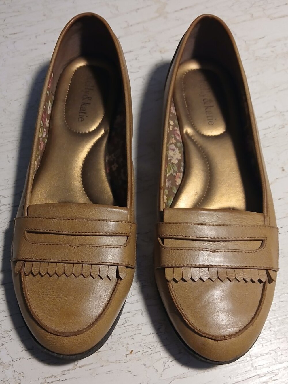 Kelly and Katie Tan Penny Loafer Flat Casual Slip-on Fringe Shoe Women 10M